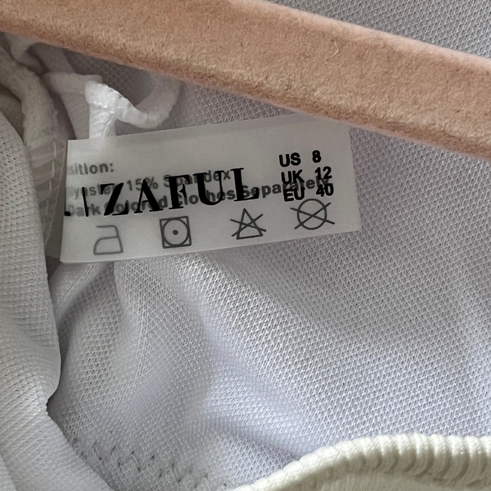 Zaful women's swim halter bikini Sz 8 Medium M white scalloped romantic yellow - Picture 3 of 5